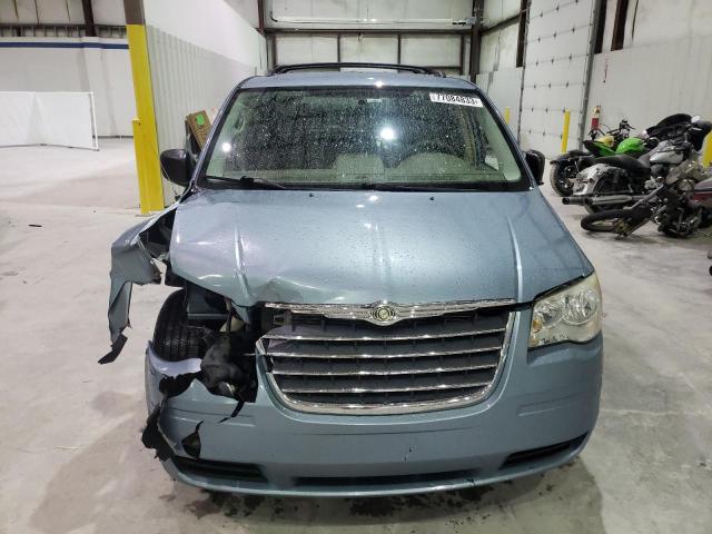 Photo 4 VIN: 2A4RR4DE0AR152730 - CHRYSLER MINIVAN 