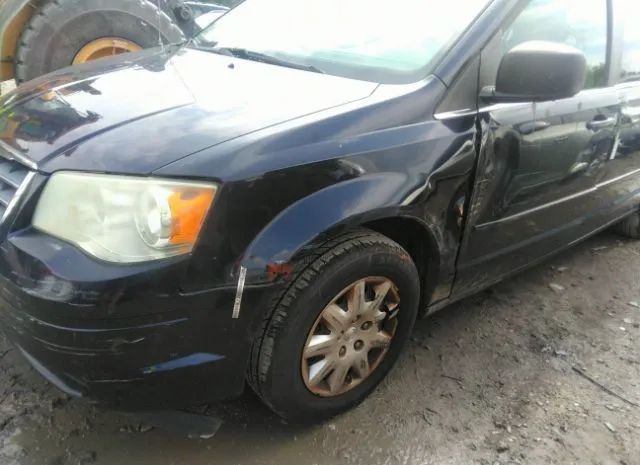 Photo 5 VIN: 2A4RR4DE0AR287092 - CHRYSLER TOWN & COUNTRY 