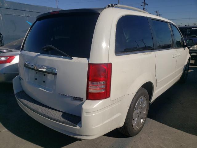 Photo 3 VIN: 2A4RR4DE1AR108963 - CHRYSLER TOWN & COU 