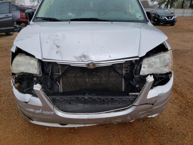 Photo 8 VIN: 2A4RR4DE1AR178236 - CHRYSLER TOWN &AMP COU 