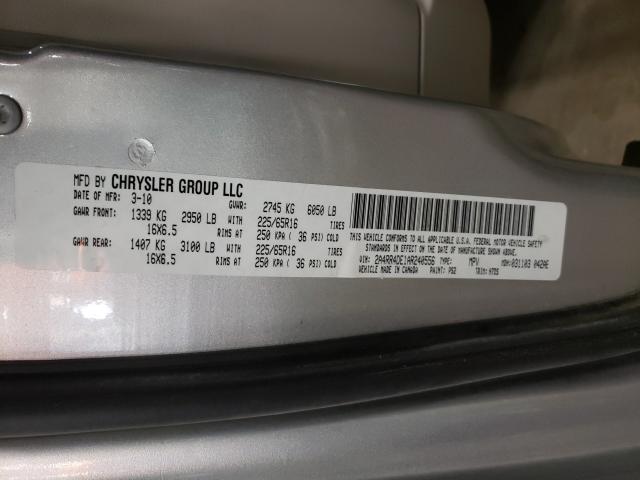 Photo 9 VIN: 2A4RR4DE1AR240556 - CHRYSLER TOWN & COU 