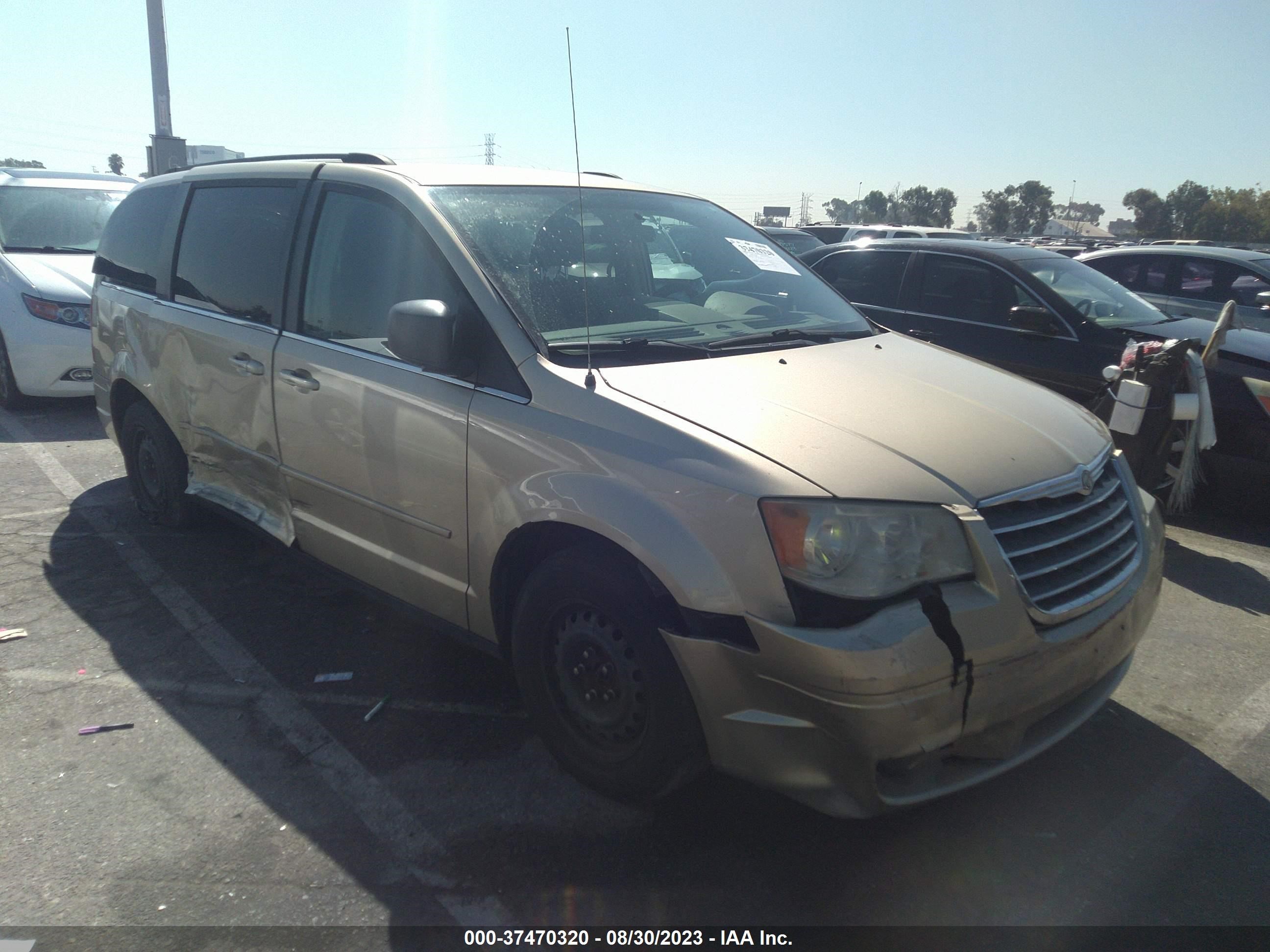 Photo 5 VIN: 2A4RR4DE1AR280023 - CHRYSLER TOWN & COUNTRY 