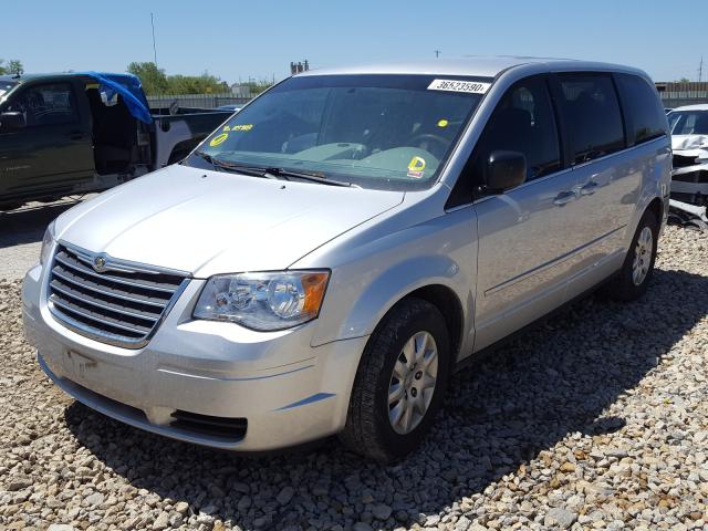 Photo 1 VIN: 2A4RR4DE2AR113718 - CHRYSLER TOWN & COU 