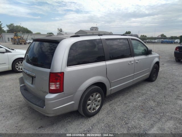 Photo 3 VIN: 2A4RR4DE2AR167861 - CHRYSLER TOWN & COUNTRY 