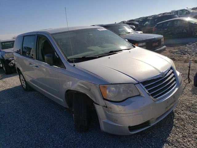 Photo 3 VIN: 2A4RR4DE2AR215357 - CHRYSLER TOWN & COU 