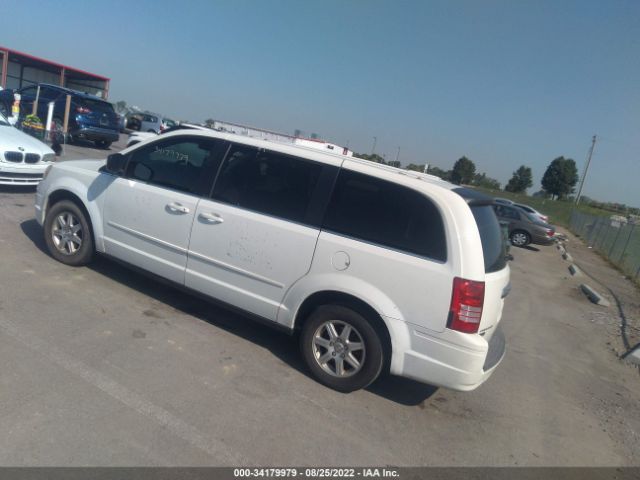 Photo 2 VIN: 2A4RR4DE2AR259312 - CHRYSLER TOWN & COUNTRY 