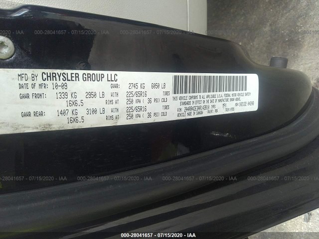 Photo 8 VIN: 2A4RR4DE3AR142810 - CHRYSLER TOWN & COUNTRY 