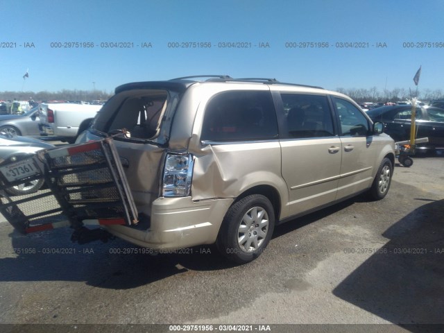 Photo 3 VIN: 2A4RR4DE3AR178223 - CHRYSLER TOWN & COUNTRY 