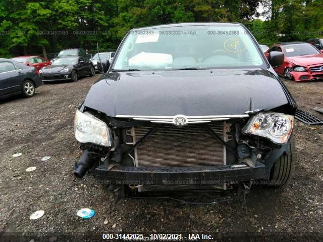 Photo 1 VIN: 2A4RR4DE5AR227535 - CHRYSLER TOWN & COUNTRY 