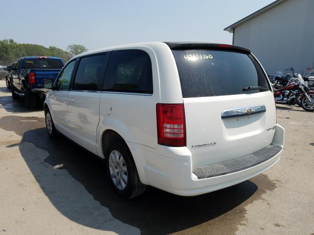 Photo 2 VIN: 2A4RR4DE5AR316036 - CHRYSLER TOWN & COU 