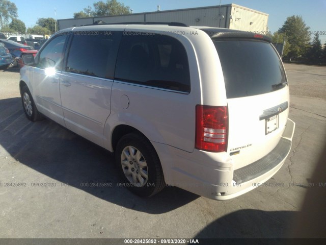 Photo 2 VIN: 2A4RR4DE5AR374051 - CHRYSLER TOWN & COUNTRY 