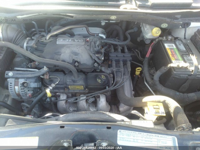 Photo 9 VIN: 2A4RR4DE5AR374051 - CHRYSLER TOWN & COUNTRY 