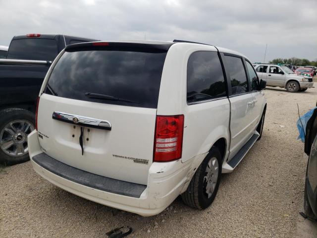 Photo 3 VIN: 2A4RR4DE6AR137696 - CHRYSLER TOWN & COU 