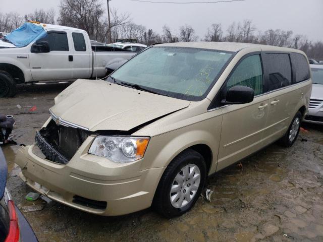 Photo 1 VIN: 2A4RR4DE6AR188146 - CHRYSLER TOWN &AMP COU 