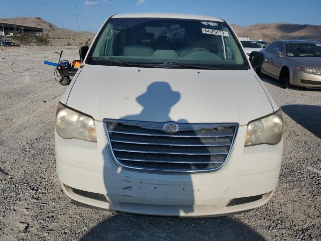 Photo 4 VIN: 2A4RR4DE6AR213336 - CHRYSLER TOWN & COU 