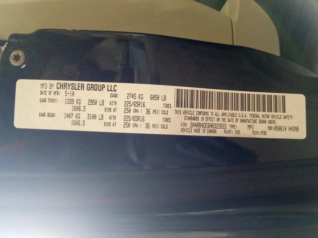 Photo 9 VIN: 2A4RR4DE6AR322833 - CHRYSLER TOWN & COU 