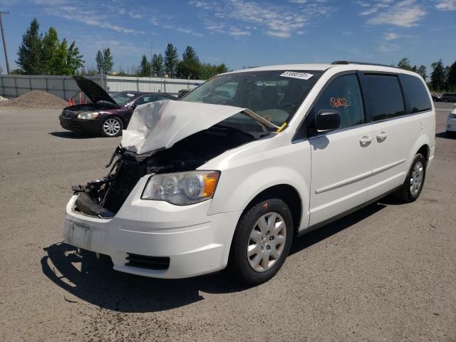 Photo 1 VIN: 2A4RR4DE8AR169842 - CHRYSLER TOWN &AMP COU 