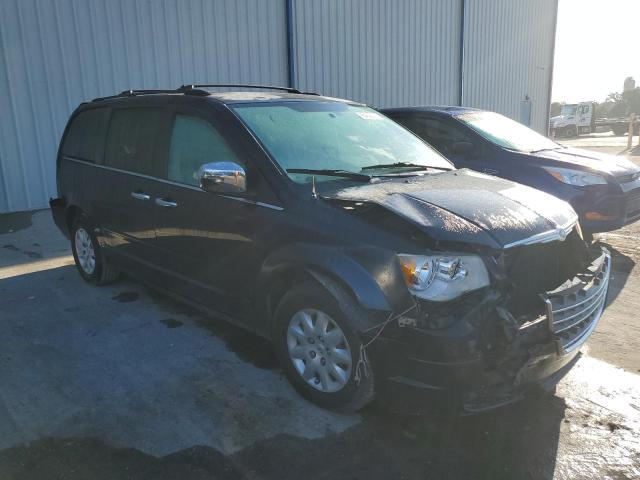 Photo 3 VIN: 2A4RR4DE9AR151558 - CHRYSLER TOWN & COU 