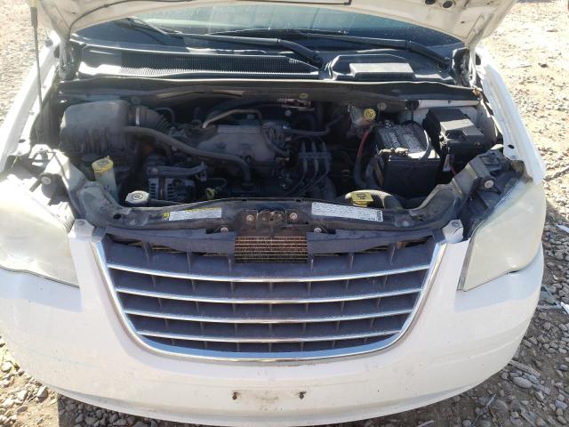 Photo 6 VIN: 2A4RR4DEXAR304786 - CHRYSLER TOWN &AMP COU 