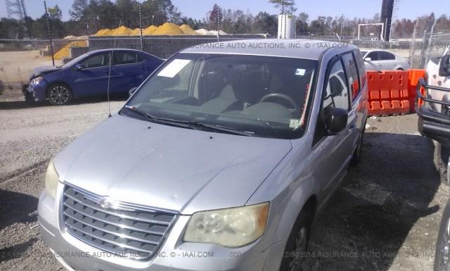 Photo 1 VIN: 2A4RR4DEXAR322835 - CHRYSLER TOWN AND COUNTRY 