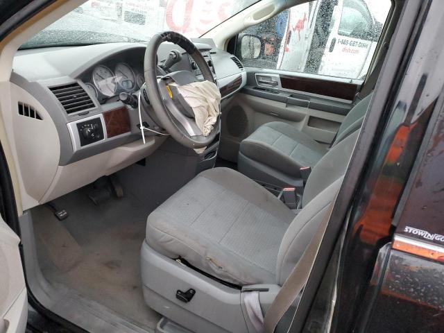 Photo 6 VIN: 2A4RR5D10AR108505 - CHRYSLER TOWN & COU 