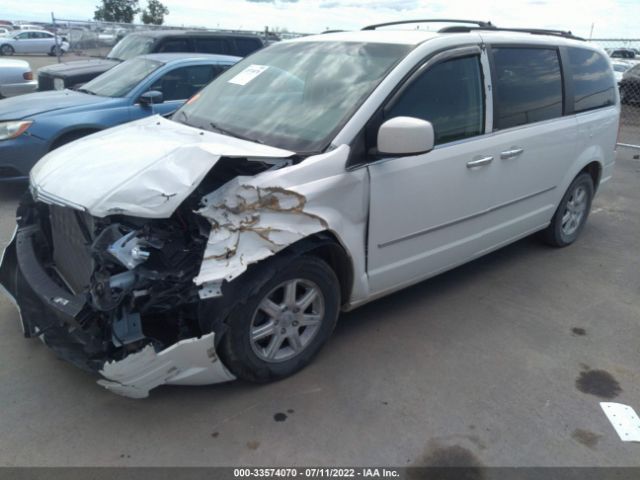 Photo 1 VIN: 2A4RR5D10AR117642 - CHRYSLER TOWN & COUNTRY 