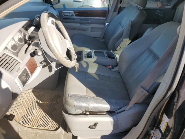 Photo 6 VIN: 2A4RR5D10AR150995 - CHRYSLER TOWN & COU 