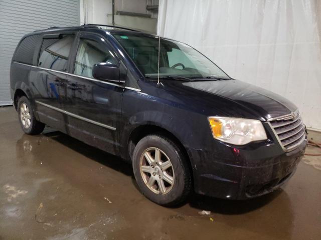 Photo 3 VIN: 2A4RR5D10AR152052 - CHRYSLER TOWN & COU 