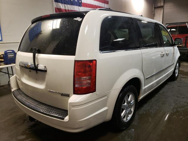 Photo 3 VIN: 2A4RR5D10AR189764 - CHRYSLER TOWN & COU 