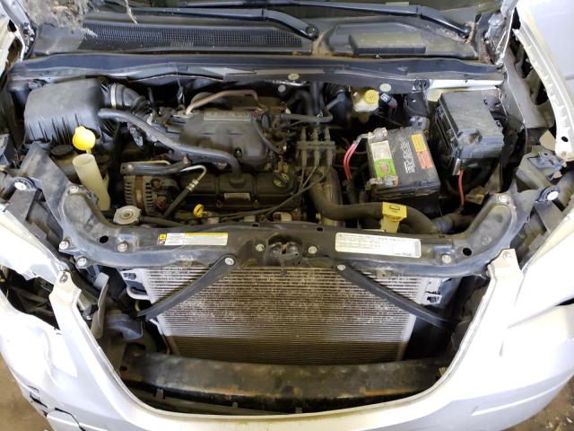 Photo 10 VIN: 2A4RR5D10AR243502 - CHRYSLER TOWN & COU 