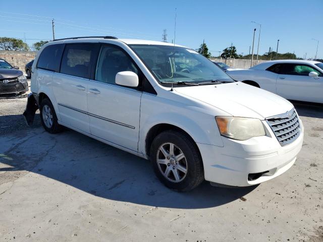 Photo 3 VIN: 2A4RR5D10AR257223 - CHRYSLER MINIVAN 