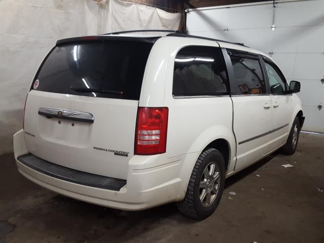 Photo 3 VIN: 2A4RR5D10AR257738 - CHRYSLER TOWN & COU 