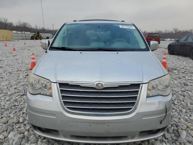 Photo 4 VIN: 2A4RR5D10AR300605 - CHRYSLER MINIVAN 