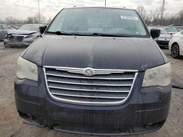 Photo 4 VIN: 2A4RR5D10AR300877 - CHRYSLER MINIVAN 