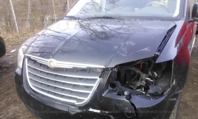 Photo 5 VIN: 2A4RR5D10AR306730 - CHRYSLER TOWN AND COUNTRY 