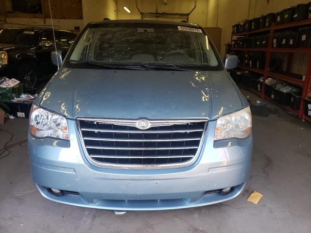 Photo 4 VIN: 2A4RR5D10AR306744 - CHRYSLER TOWN & COU 