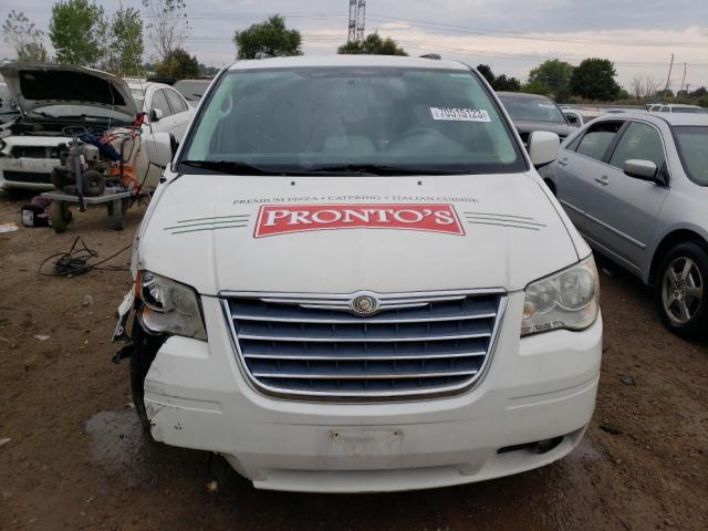 Photo 4 VIN: 2A4RR5D10AR308882 - CHRYSLER TOWN & COU 