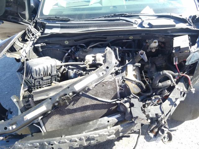 Photo 6 VIN: 2A4RR5D10AR310177 - CHRYSLER TOWN & COU 