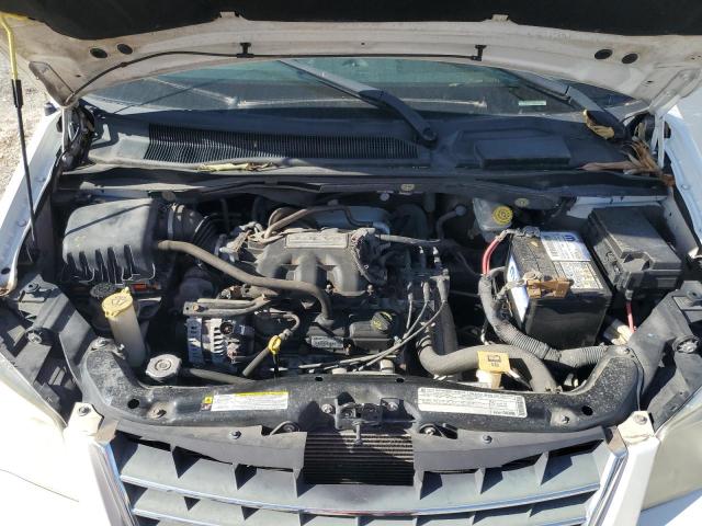 Photo 11 VIN: 2A4RR5D10AR337198 - CHRYSLER TOWN & COU 