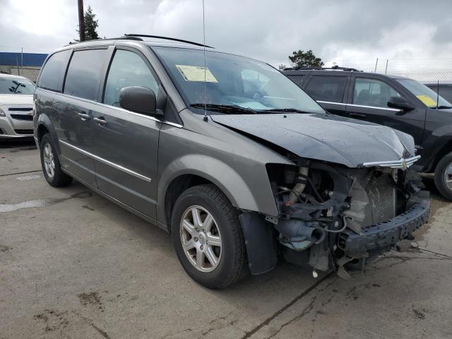 Photo 3 VIN: 2A4RR5D10AR338965 - CHRYSLER TOWN & COU 