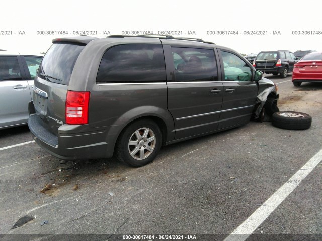 Photo 3 VIN: 2A4RR5D10AR387292 - CHRYSLER TOWN & COUNTRY 