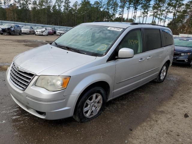 Photo 0 VIN: 2A4RR5D10AR457924 - CHRYSLER TOWN & COU 