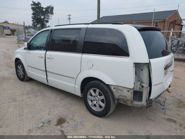 Photo 2 VIN: 2A4RR5D10AR500853 - CHRYSLER TOWN & COUNTRY 