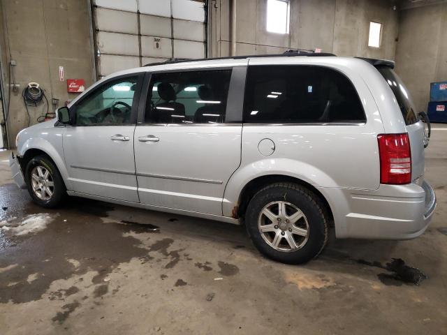 Photo 1 VIN: 2A4RR5D11AR120825 - CHRYSLER TOWN & COU 