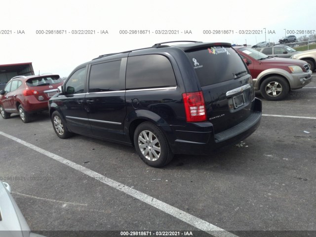 Photo 2 VIN: 2A4RR5D11AR141609 - CHRYSLER TOWN & COUNTRY 