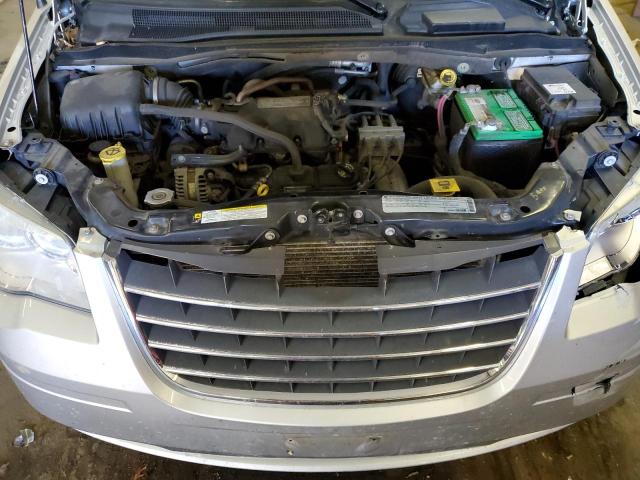 Photo 11 VIN: 2A4RR5D11AR141688 - CHRYSLER MINIVAN 