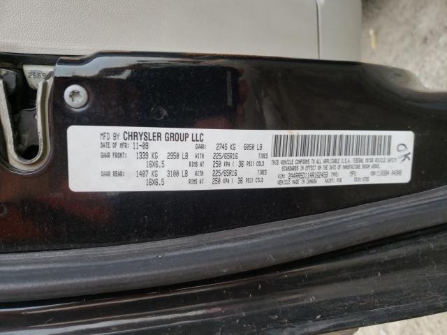 Photo 9 VIN: 2A4RR5D11AR162458 - CHRYSLER TOWN &AMP COU 