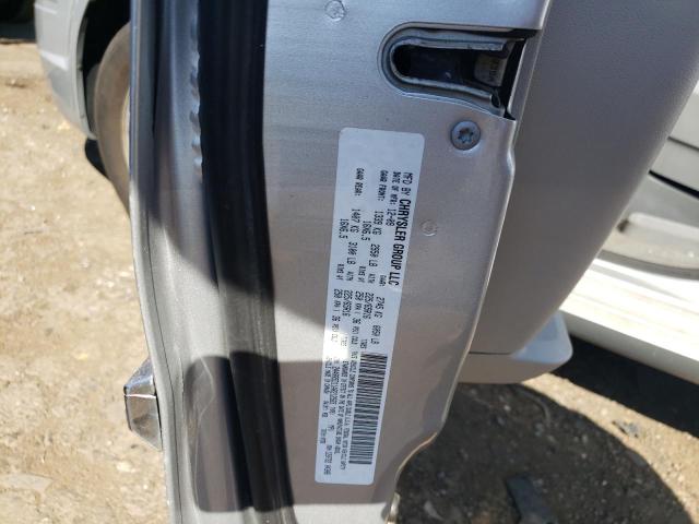 Photo 9 VIN: 2A4RR5D11AR212565 - CHRYSLER TOWN & COU 