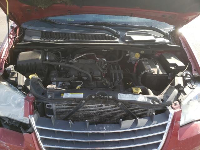 Photo 6 VIN: 2A4RR5D11AR232329 - CHRYSLER TOWN & COU 