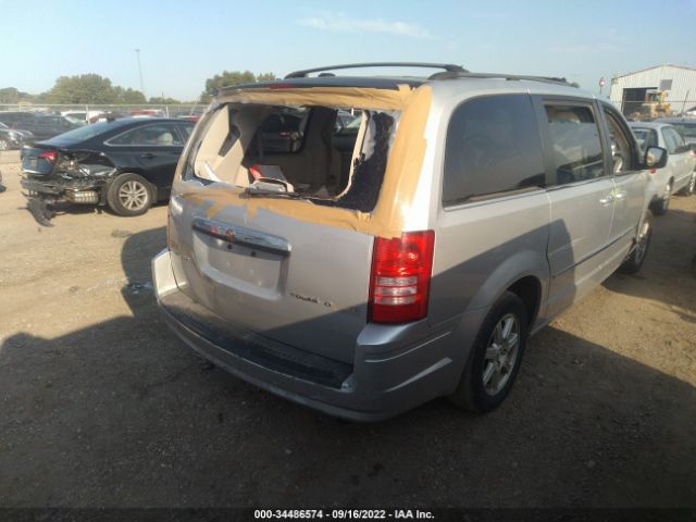 Photo 3 VIN: 2A4RR5D11AR270496 - CHRYSLER TOWN & COUNTRY 